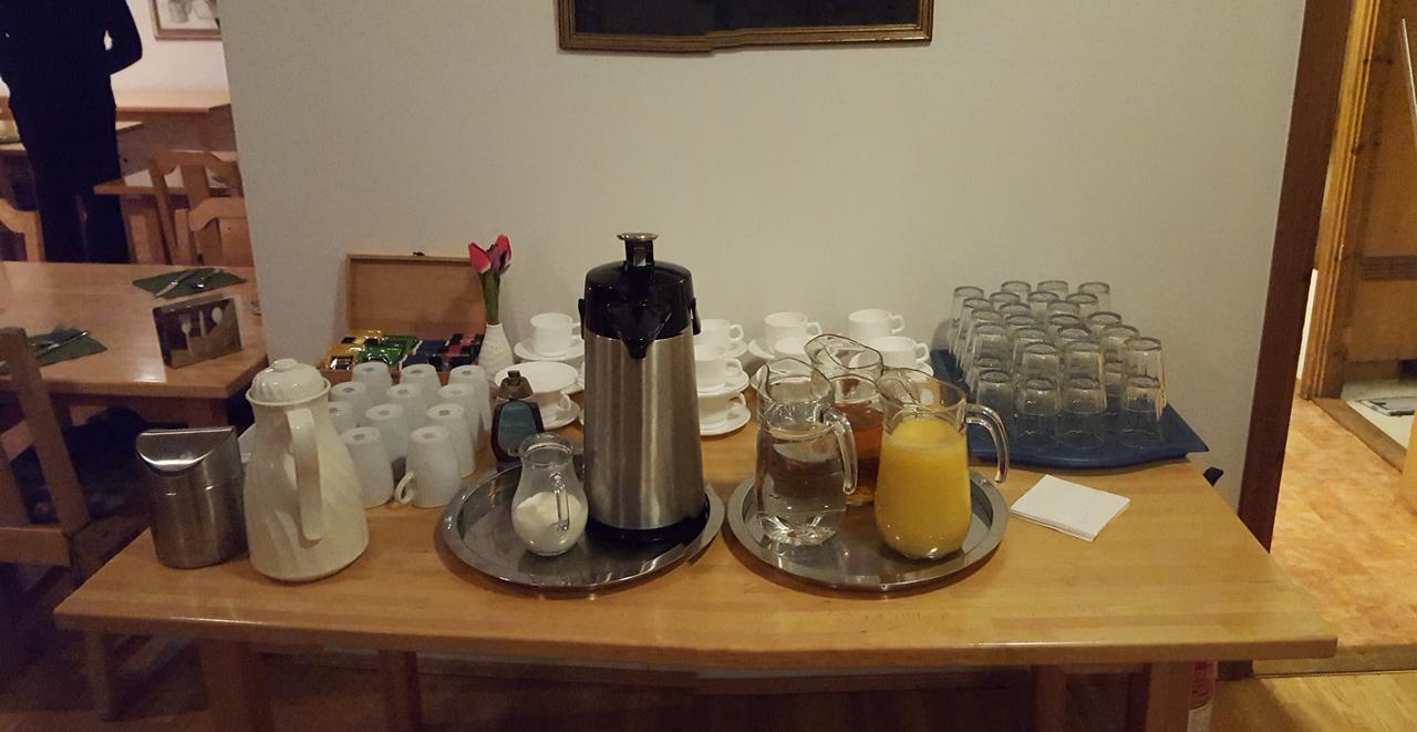 Guesthouse Leirubakki Asolfsstathir Bagian luar foto