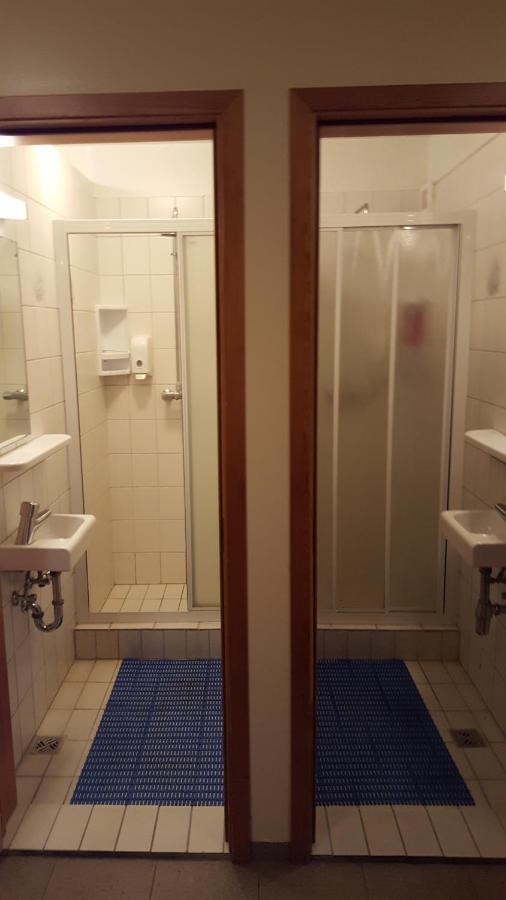 Guesthouse Leirubakki Asolfsstathir Ruang foto